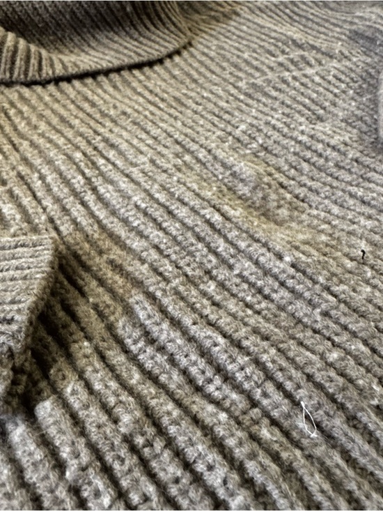 Express Ribbed Turtleneck Sweater - Brown - Picture 3 of 3